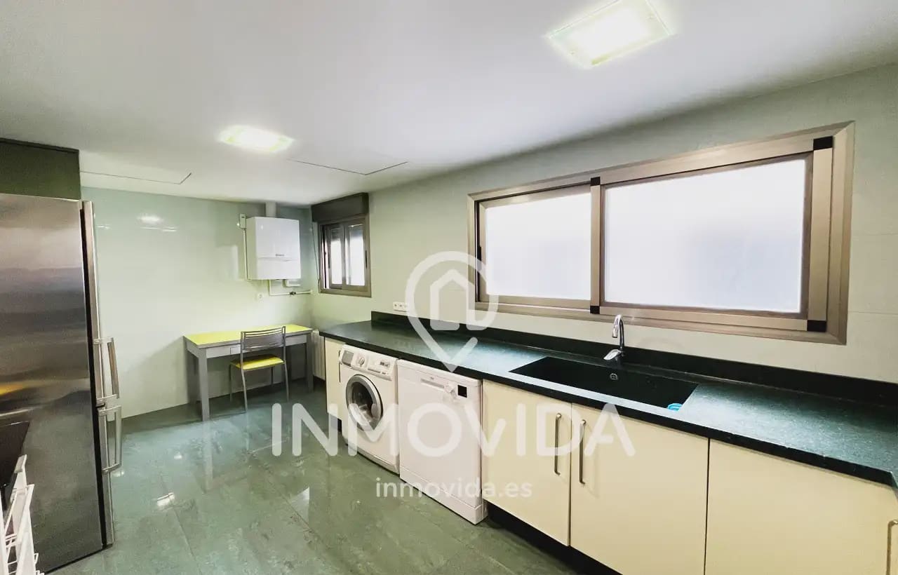 3 chambre Appartement à vendre à Valence ville - 820 000 € (Ref: 9880314)