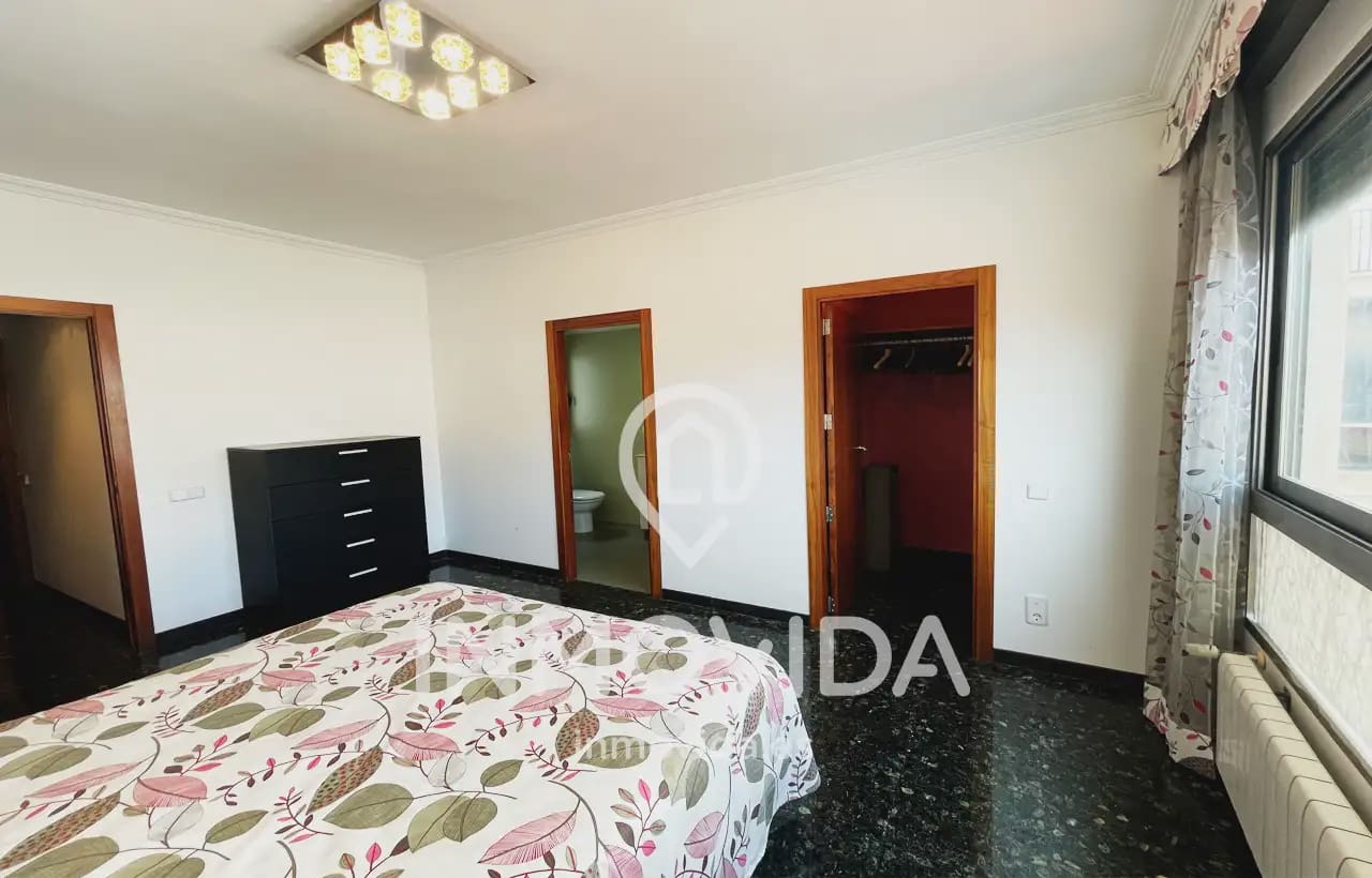 3 chambre Appartement à vendre à Valence ville - 820 000 € (Ref: 9880314)