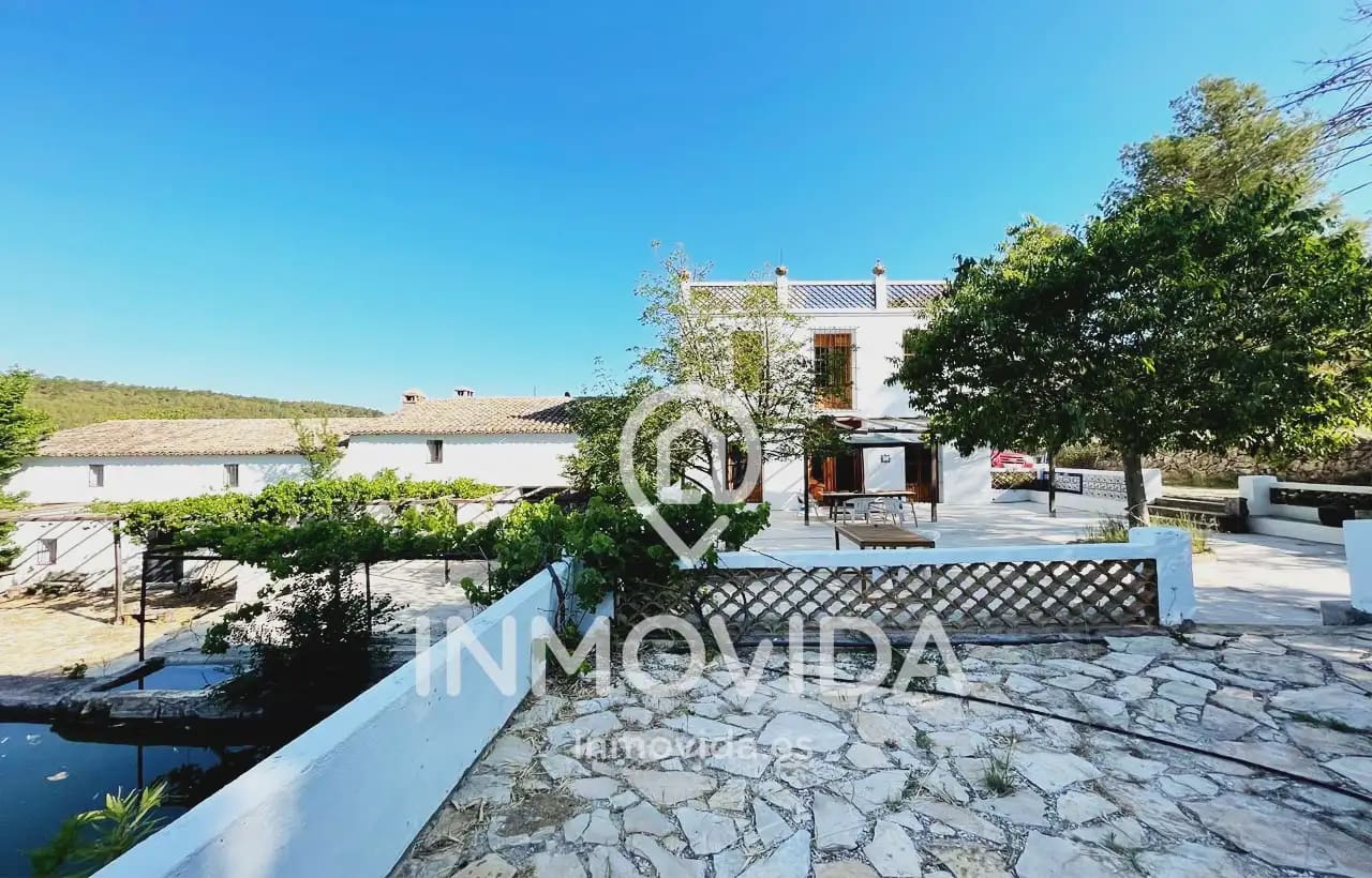 Finca/Casa Rural de 11 habitaciones en Enguera en venta con garaje - 950.000 € (Ref: 9890693)