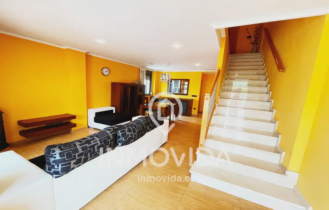 3 Zimmer Haus zu verkaufen in Xativa mit Garage - 190.000 € (Ref: 9890694)