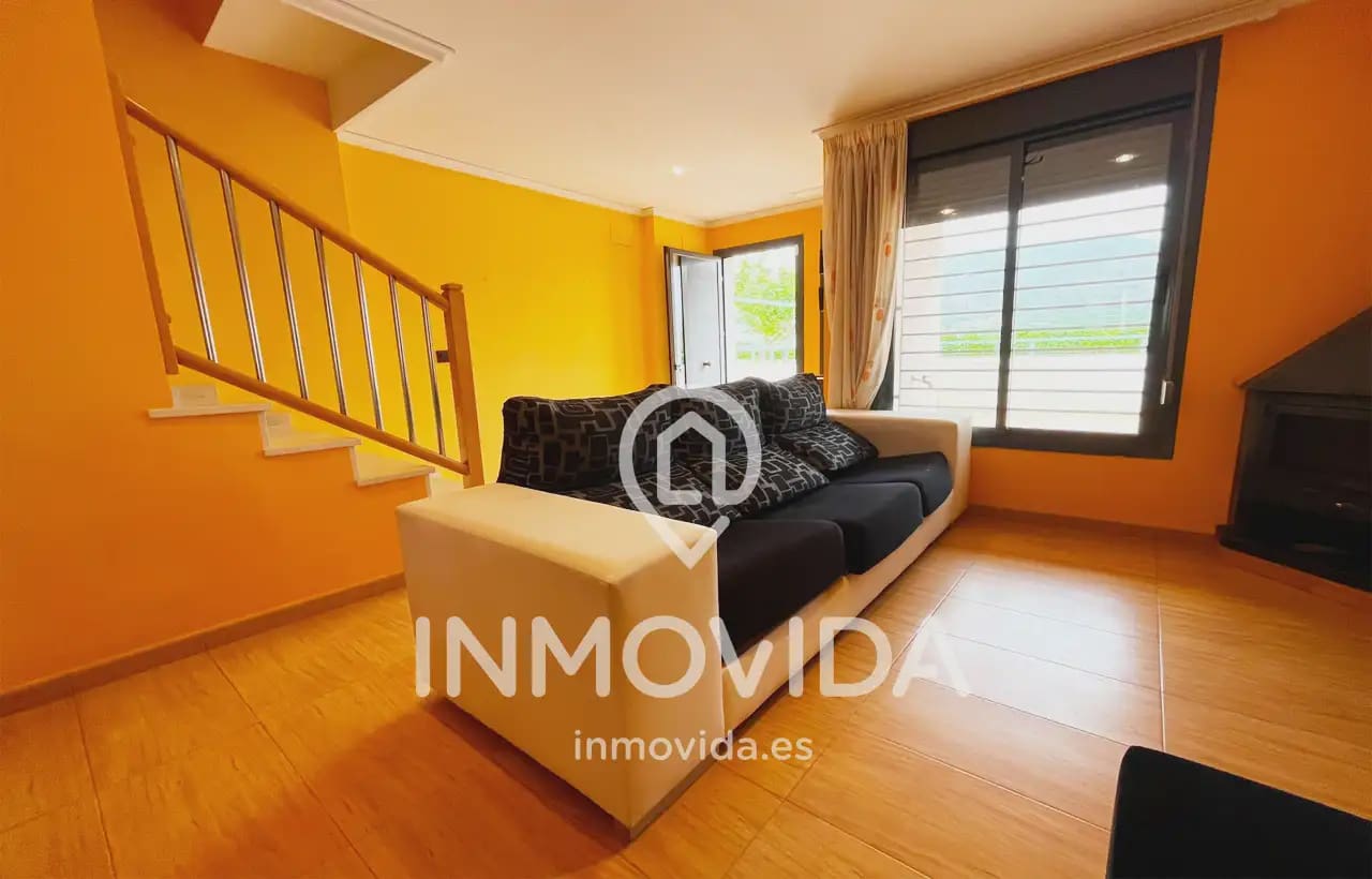 3 Zimmer Haus zu verkaufen in Xativa mit Garage - 190.000 € (Ref: 9890694)