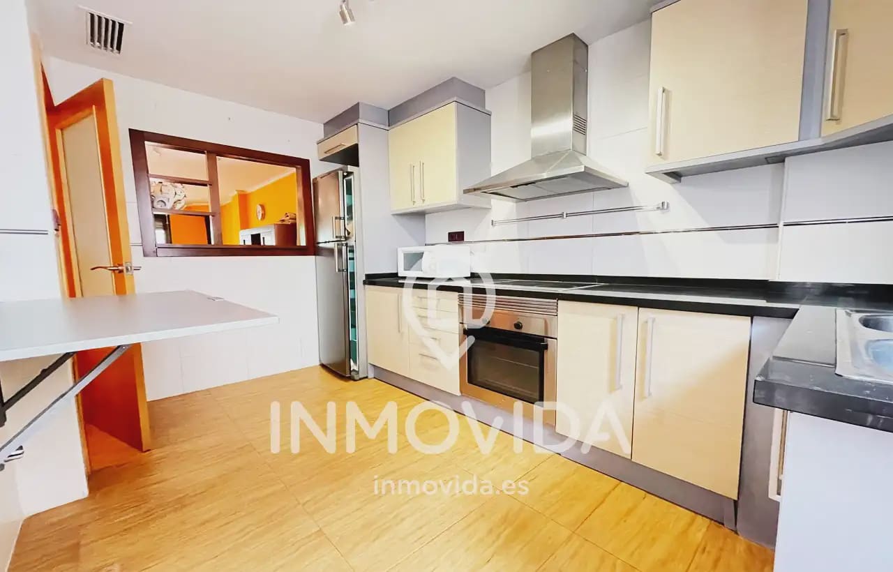 3 Zimmer Haus zu verkaufen in Xativa mit Garage - 190.000 € (Ref: 9890694)
