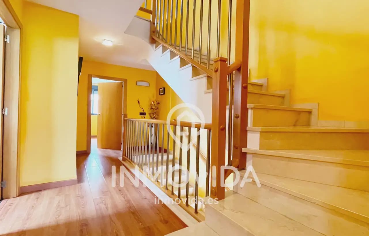 3 Zimmer Haus zu verkaufen in Xativa mit Garage - 190.000 € (Ref: 9890694)