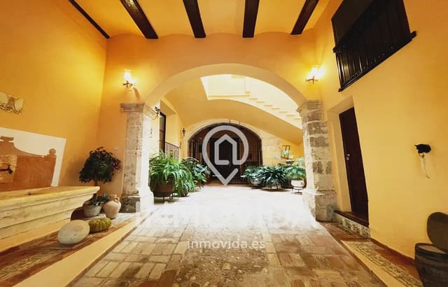 7 soveværelse Finca/Landehus til salg i Xàtiva med swimmingpool garage - € 875.000 (Ref: 9890725)