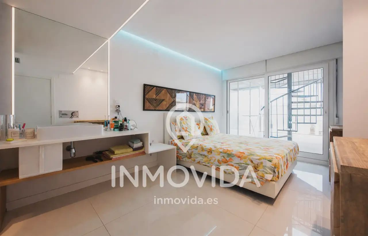 2 bedroom Penthouse for sale in Oliva with pool garage - € 420,000 (Ref: 9890742)