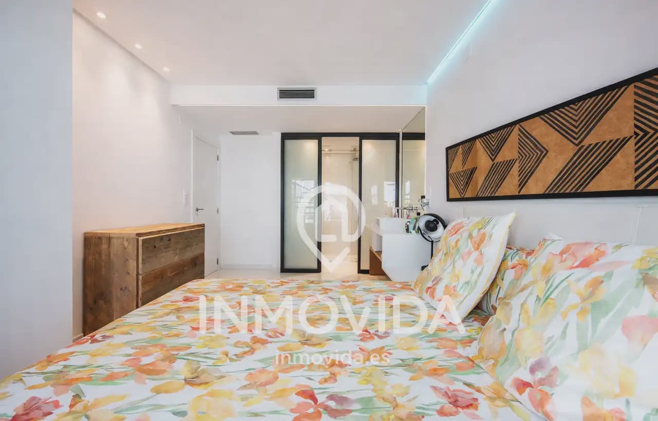 2 bedroom Penthouse for sale in Oliva with pool garage - € 420,000 (Ref: 9890742)