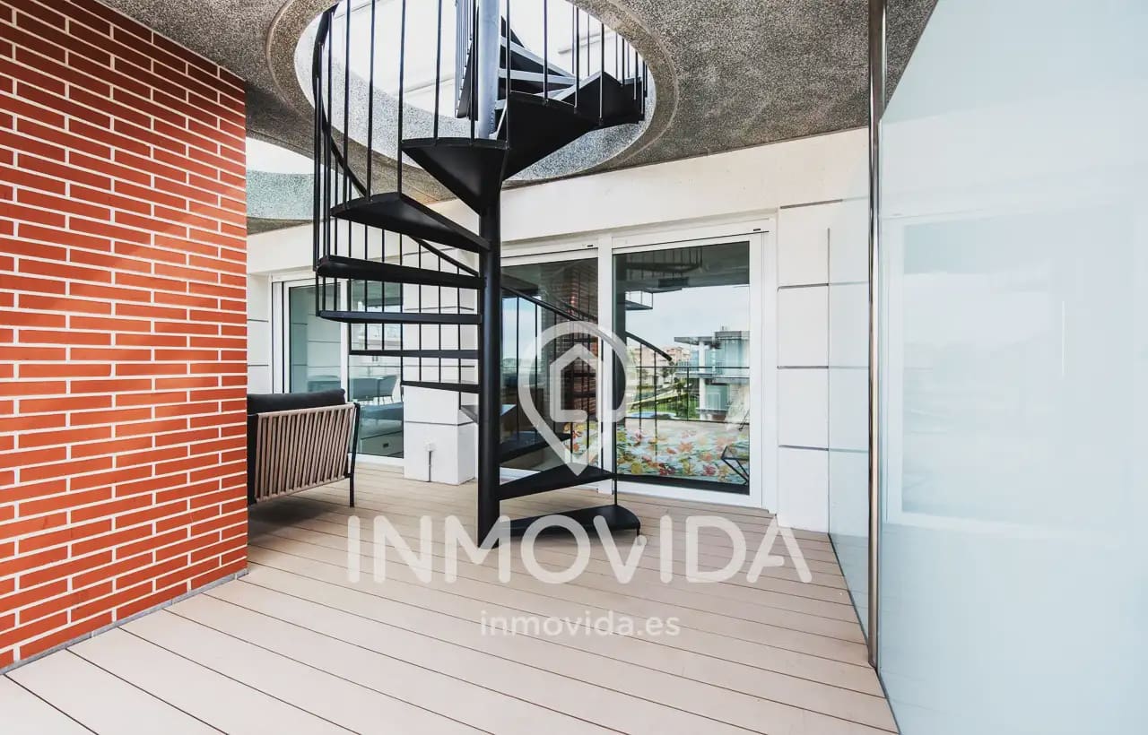 2 bedroom Penthouse for sale in Oliva with pool garage - € 420,000 (Ref: 9890742)