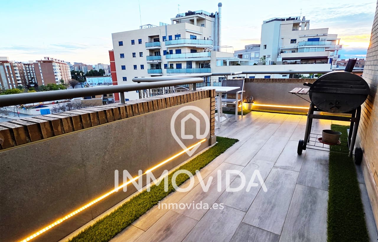 3 quarto Penthouse para venda em Valencia cidade com piscina garagem - 998 000 € (Ref: 9893118)