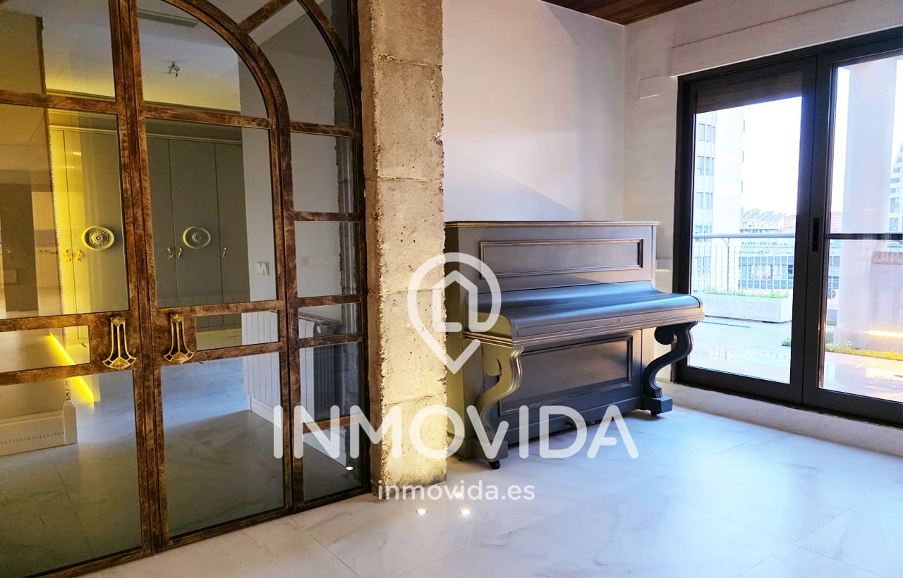 3 quarto Penthouse para venda em Valencia cidade com piscina garagem - 998 000 € (Ref: 9893118)