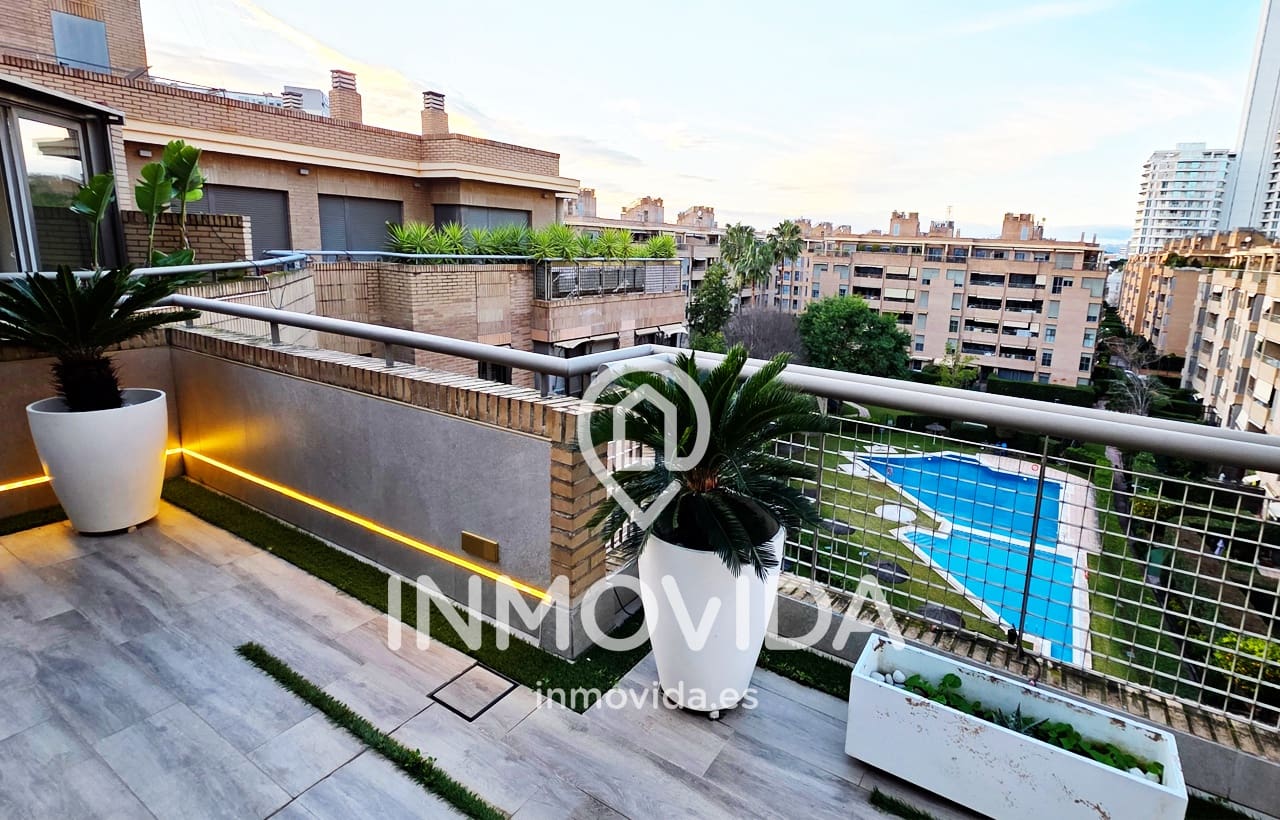 3 quarto Penthouse para venda em Valencia cidade com piscina garagem - 998 000 € (Ref: 9893118)