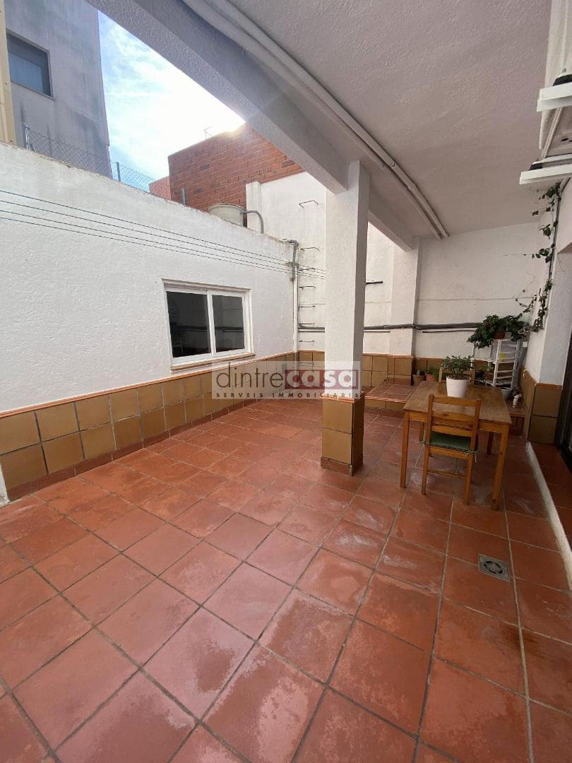 Pareado de 5 habitaciones en Tordera en venta - 256.000 € (Ref: 9552785)
