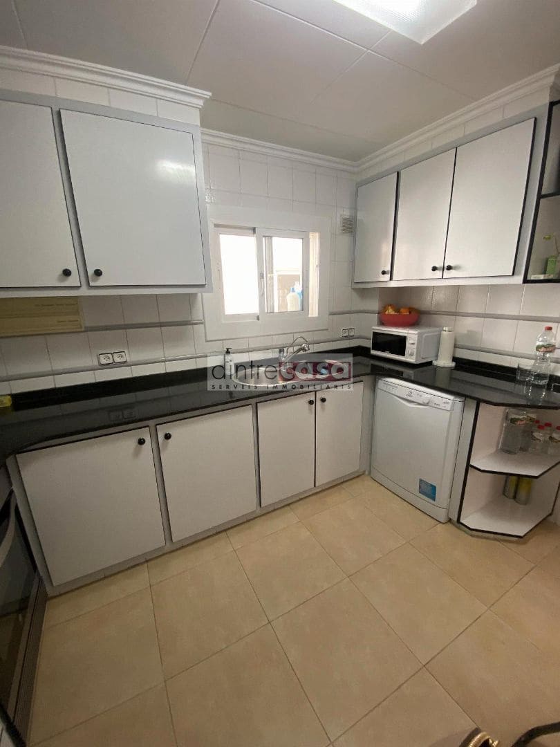 Pareado de 5 habitaciones en Tordera en venta - 256.000 € (Ref: 9552785)