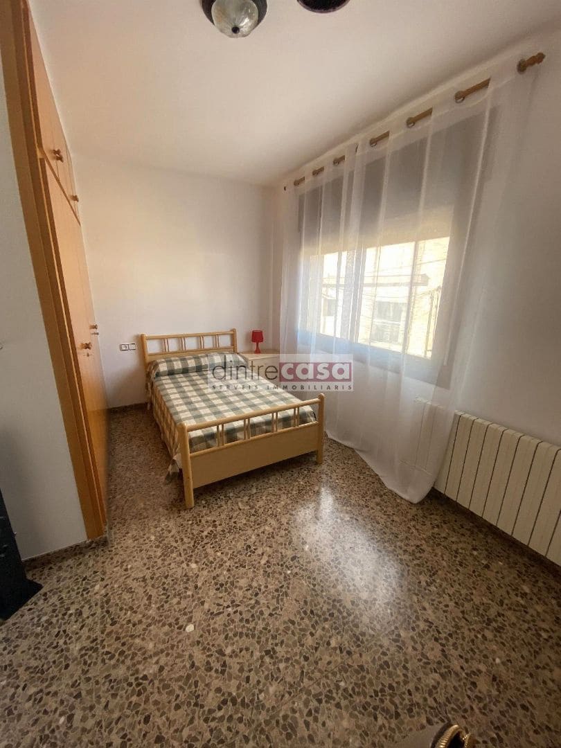 Pareado de 5 habitaciones en Tordera en venta - 256.000 € (Ref: 9552785)