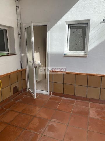Pareado de 5 habitaciones en Tordera en venta - 256.000 € (Ref: 9552785)