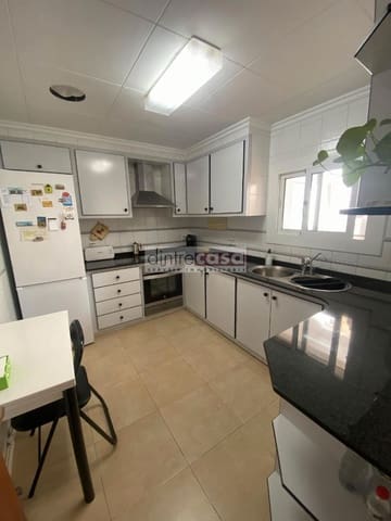 Pareado de 5 habitaciones en Tordera en venta - 256.000 € (Ref: 9552785)