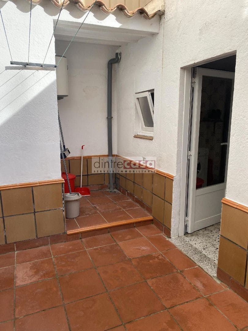 Pareado de 5 habitaciones en Tordera en venta - 256.000 € (Ref: 9552785)