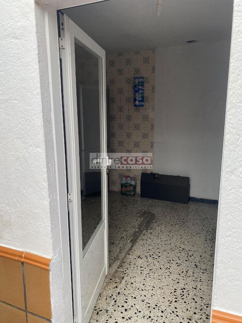 Pareado de 5 habitaciones en Tordera en venta - 256.000 € (Ref: 9552785)