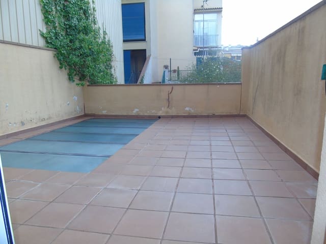 Apartamento de 3 habitaciones en Tordera en venta - 275.000 € (Ref: 9552786)