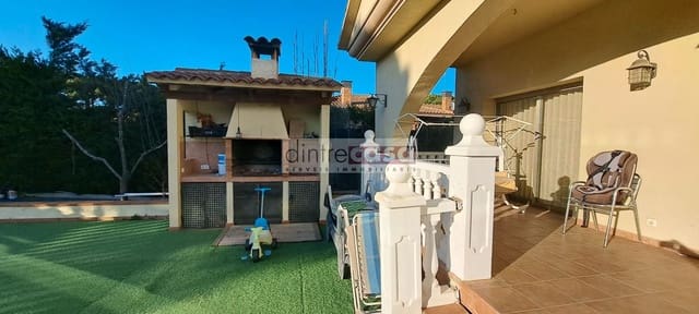 5 camera da letto Villa in vendita in La Goba, Vidreres con piscina garage - 345.000 € (Rif: 9552787)