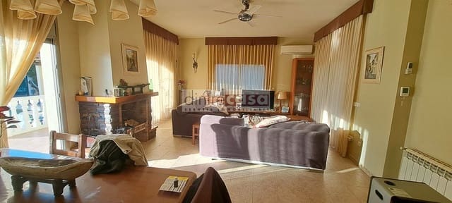 5 camera da letto Villa in vendita in La Goba, Vidreres con piscina garage - 345.000 € (Rif: 9552787)