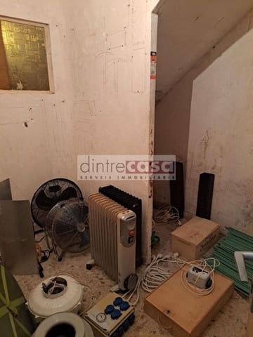 Chalet de 4 habitaciones en Tordera en venta con garaje - 240.000 € (Ref: 9552788)