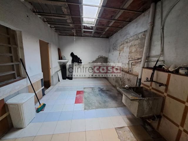 Chalet de 4 habitaciones en Tordera en venta con garaje - 240.000 € (Ref: 9552788)