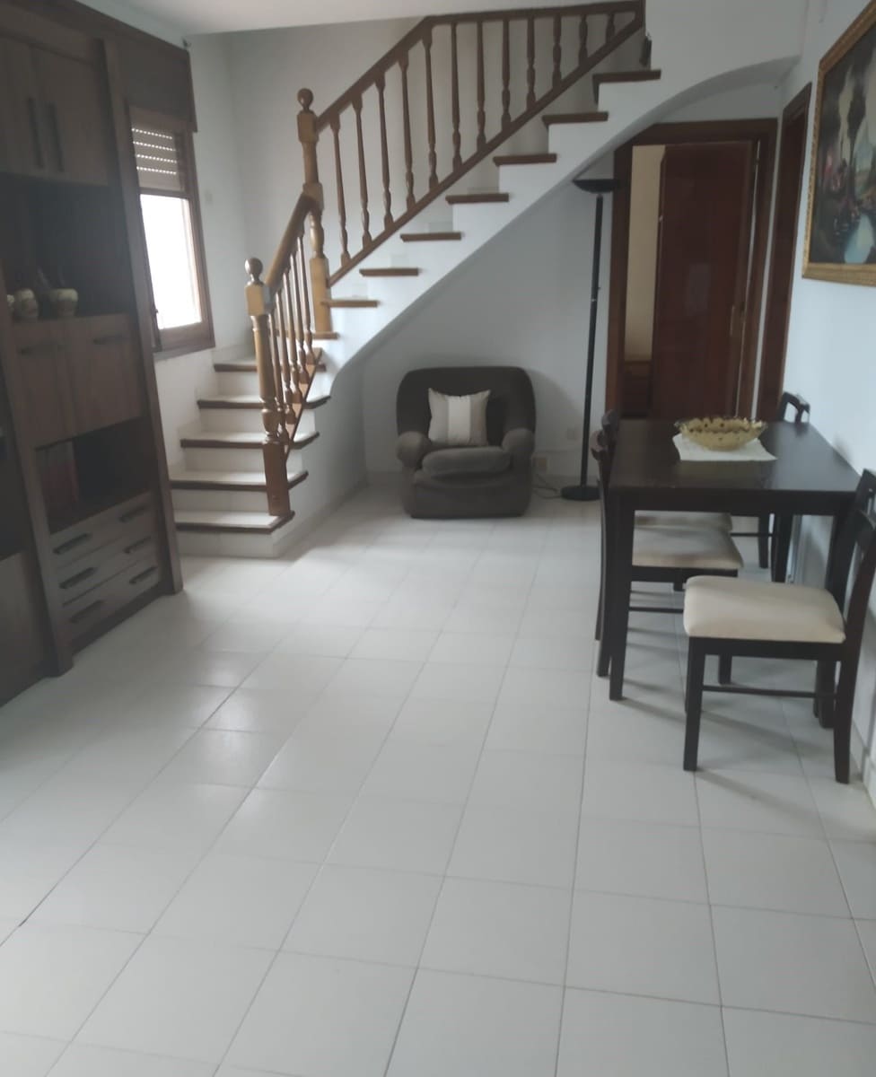 8 soveværelse Finca/Landehus til salg i Tordera med garage - € 250.000 (Ref: 9552800)