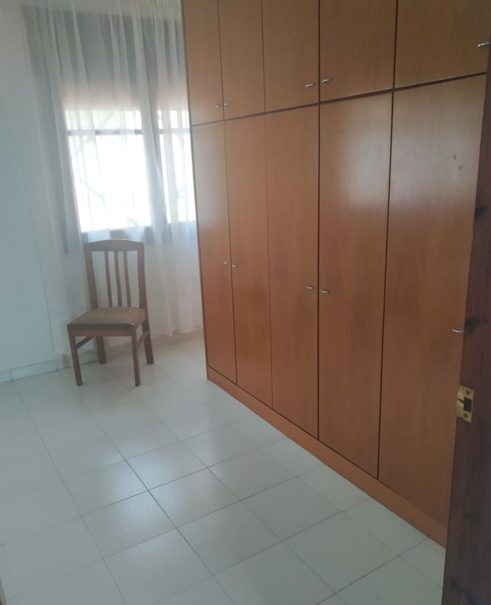 8 soveværelse Finca/Landehus til salg i Tordera med garage - € 250.000 (Ref: 9552800)