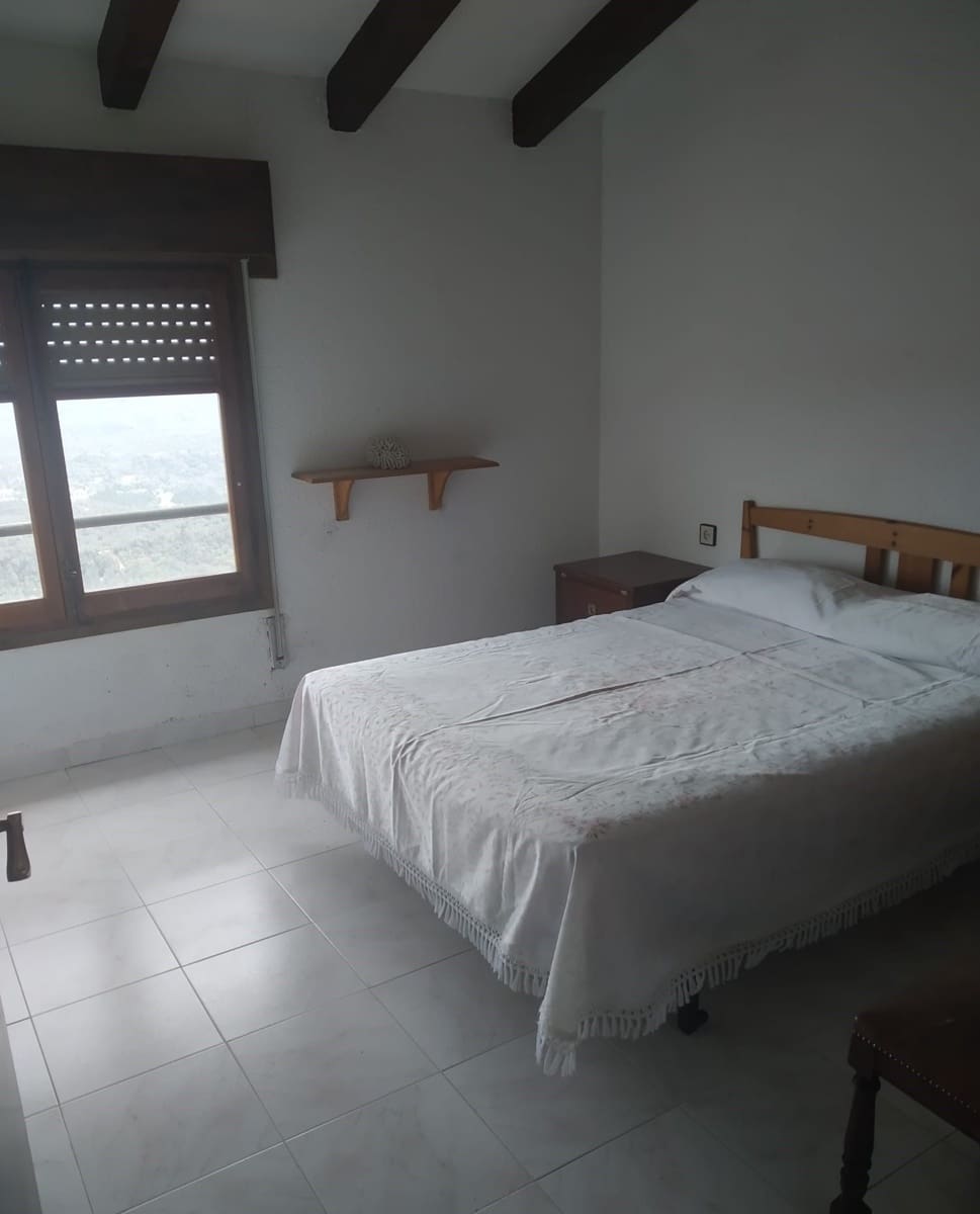 8 soveværelse Finca/Landehus til salg i Tordera med garage - € 250.000 (Ref: 9552800)