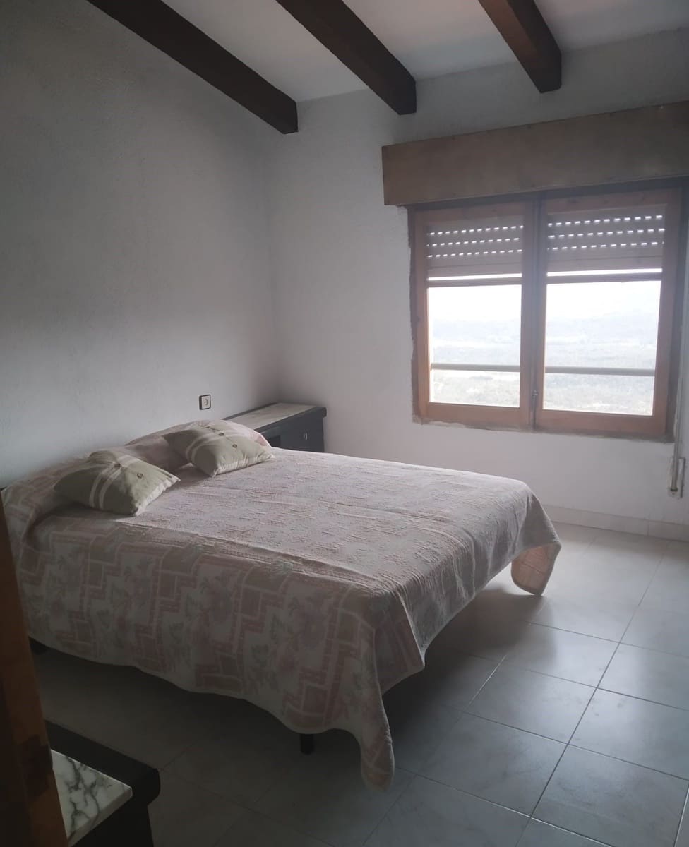 8 soveværelse Finca/Landehus til salg i Tordera med garage - € 250.000 (Ref: 9552800)