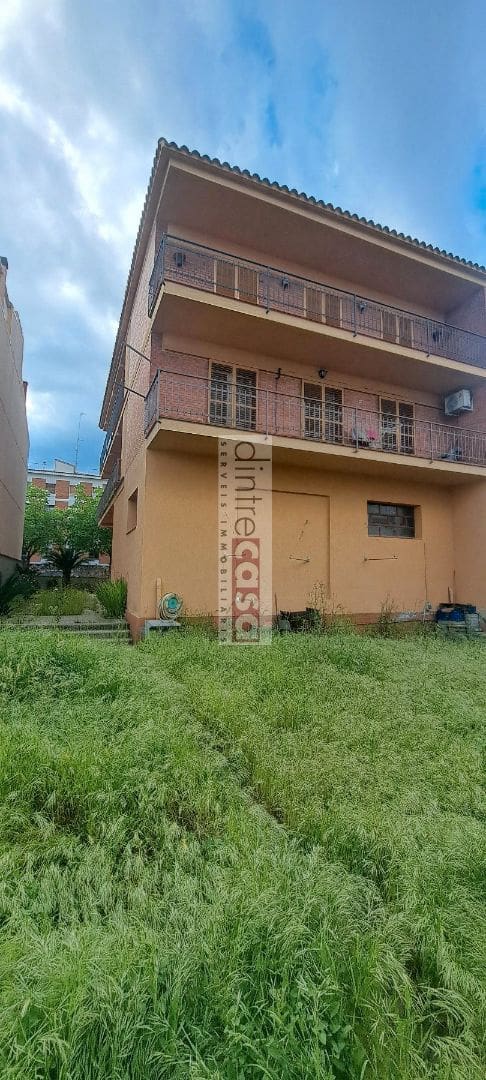 8 soverom Hus til salgs i Tordera med garasje - € 380 000 (Ref: 9552804)