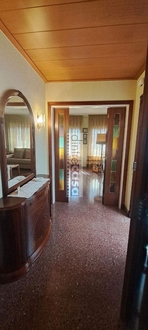 8 soverom Hus til salgs i Tordera med garasje - € 380 000 (Ref: 9552804)