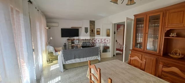 8 soverom Hus til salgs i Tordera med garasje - € 380 000 (Ref: 9552804)