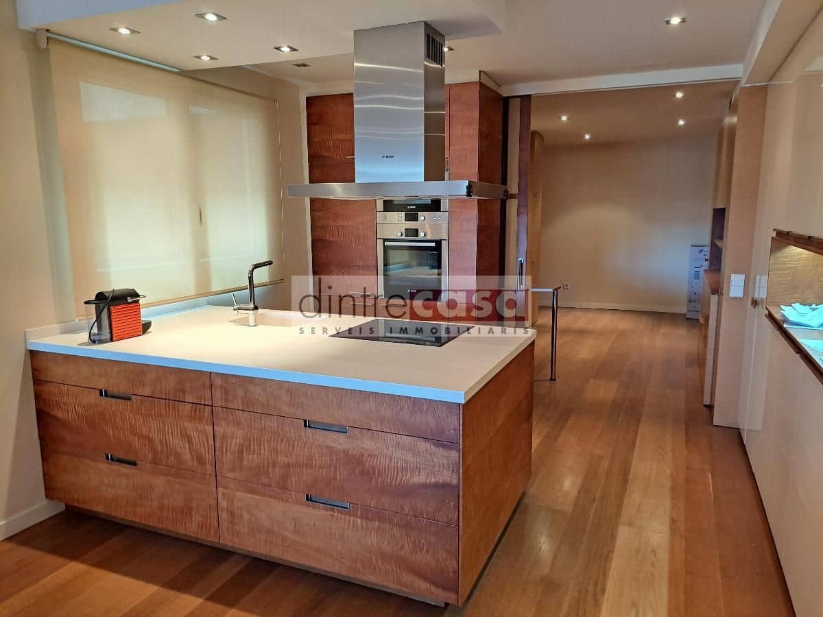 Loft til salg i Barcelona by - € 630.000 (Ref: 9552808)