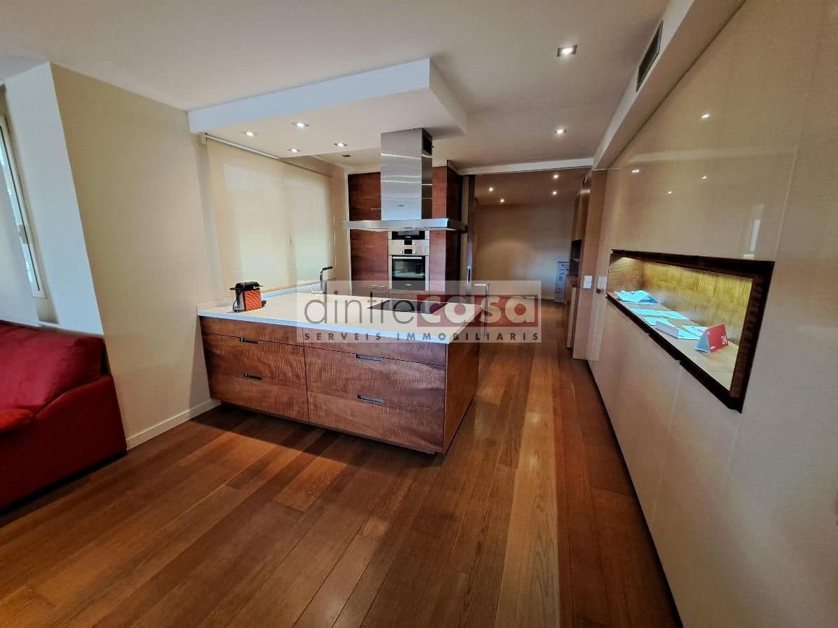 Loft til salg i Barcelona by - € 630.000 (Ref: 9552808)