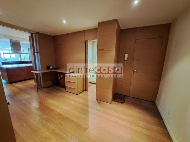 Loft til salg i L'Antiga Esquerra de L'Eixample, Barcelona by - € 630.000 (Ref: 9552808)