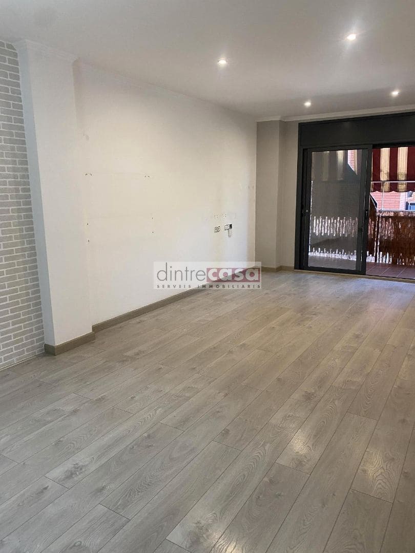 Piso de 2 habitaciones en Tordera en venta con garaje - 220.000 € (Ref: 9552810)