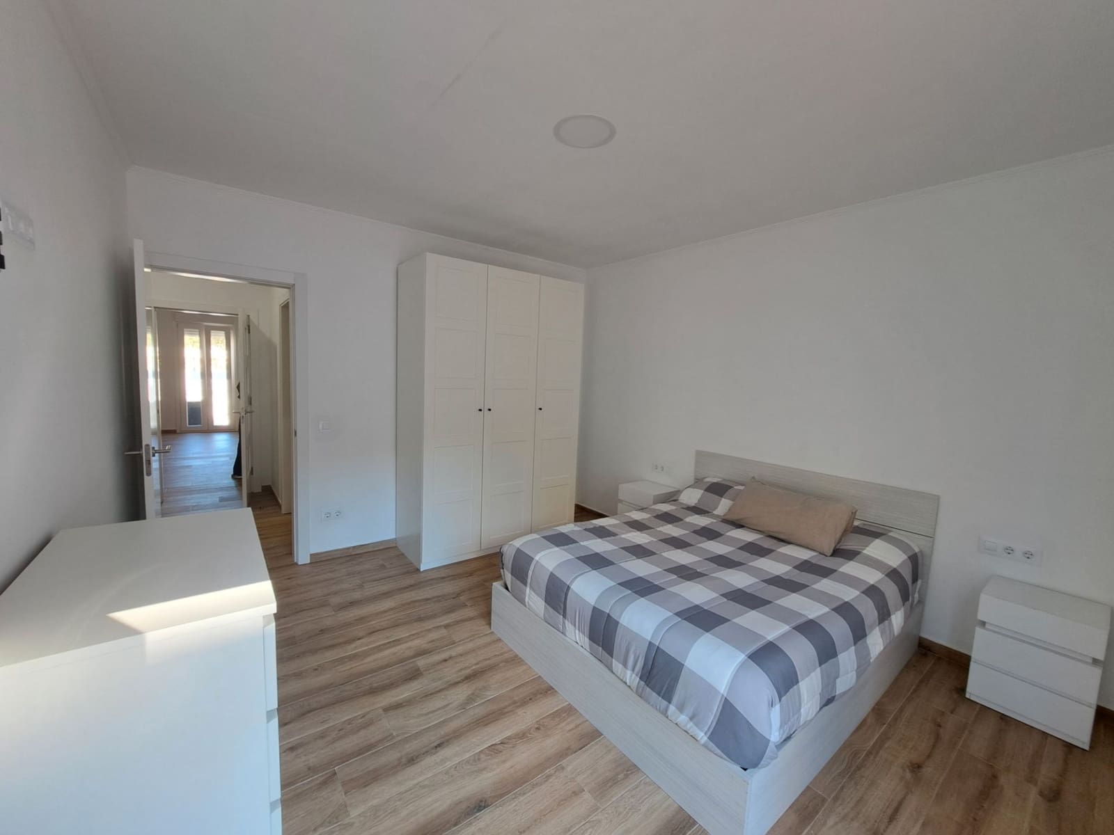 2 soverom Leilighet til leie i Barcelona by - € 1 500 (Ref: 9552811)