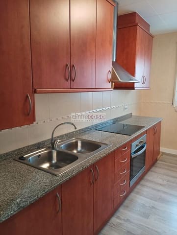 Piso de 3 habitaciones en Tordera en venta - 159.000 € (Ref: 9552814)