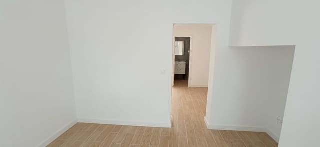 Chalet de 2 habitaciones en Tordera en venta - 163.000 € (Ref: 9552815)