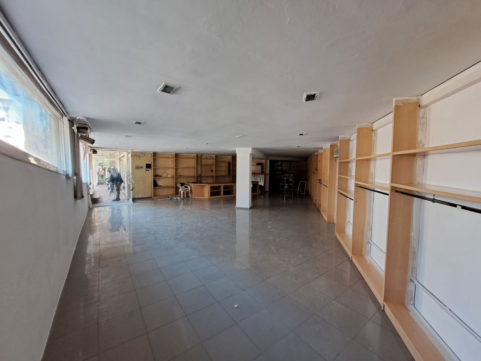 Local Comercial en Tordera en venta - 104.000 € (Ref: 9552818)