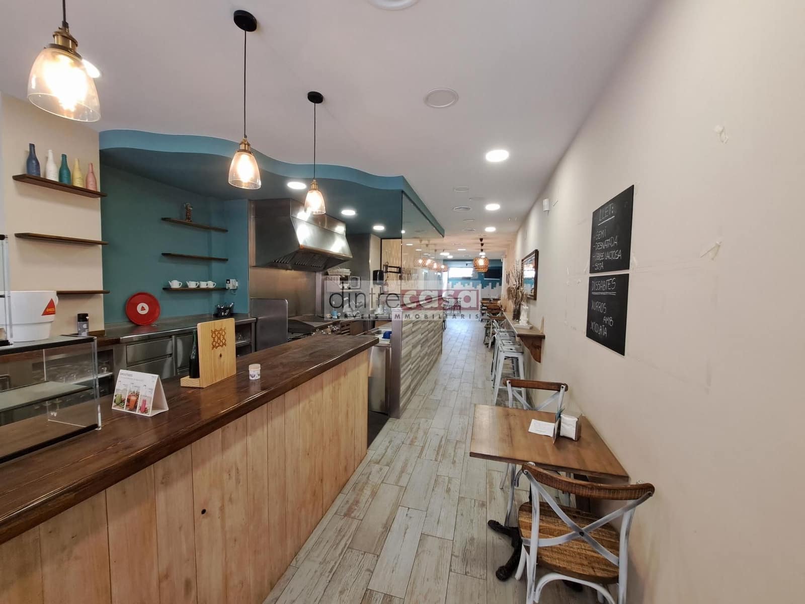 Kaupallinen myytävänä paikassa Malgrat de Mar - 300 000 € (Ref: 9552823)