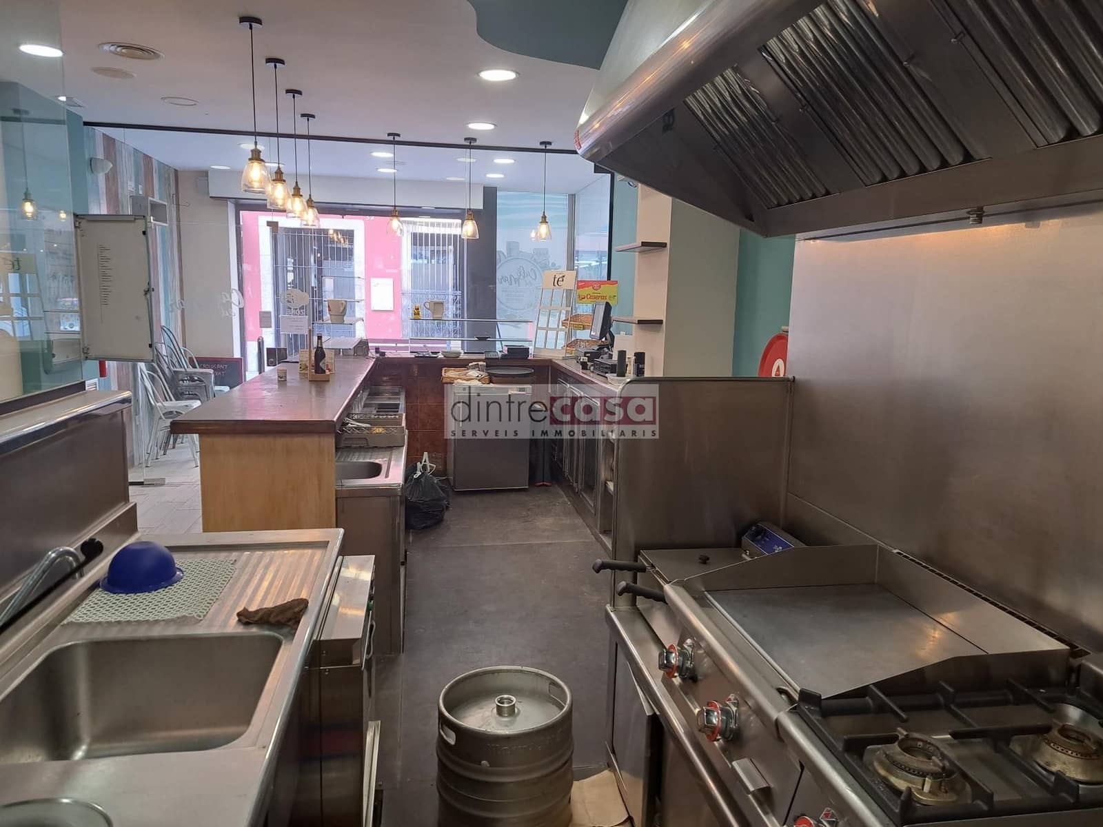 Kaupallinen myytävänä paikassa Malgrat de Mar - 300 000 € (Ref: 9552823)