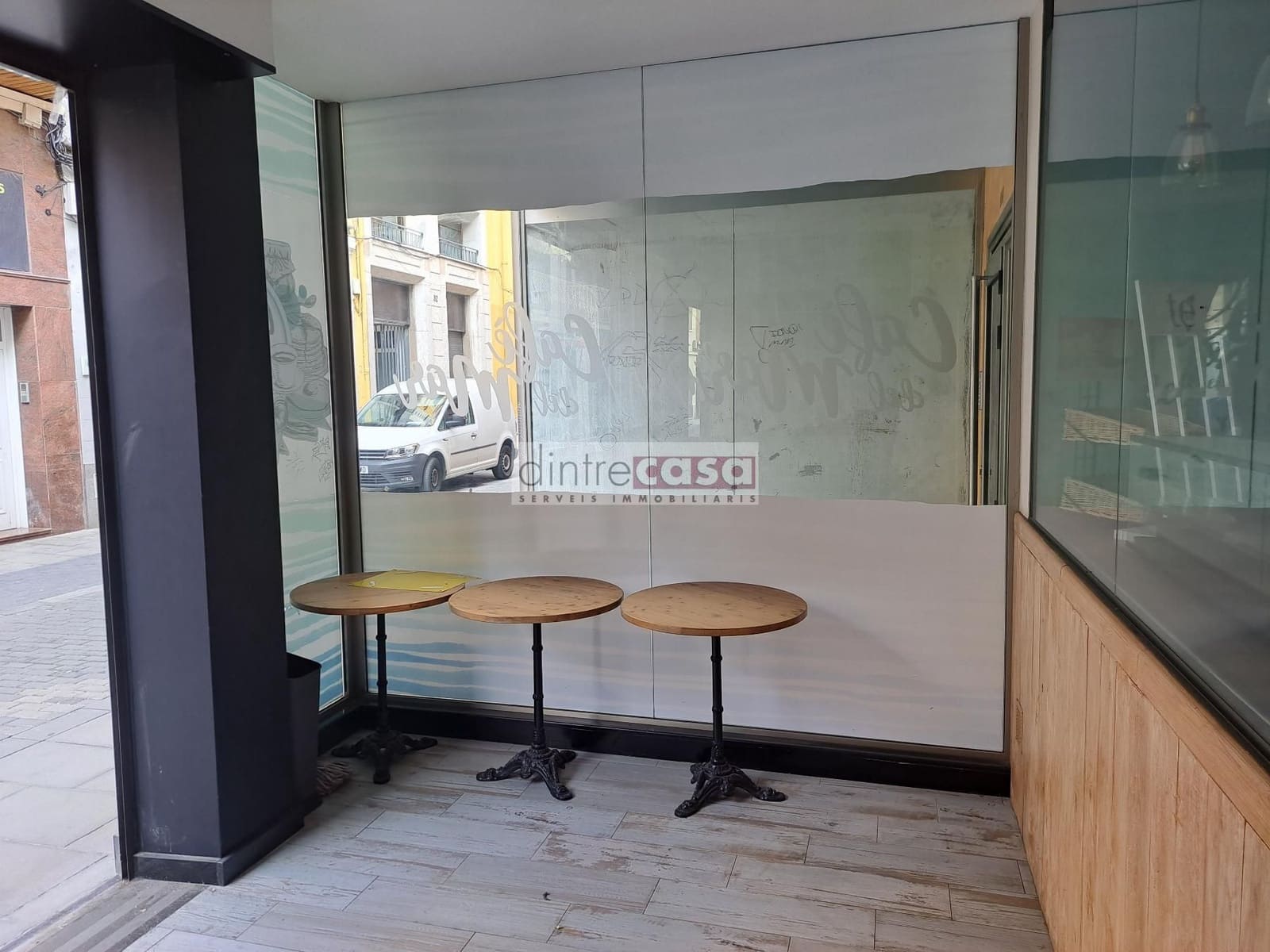 Kaupallinen myytävänä paikassa Malgrat de Mar - 300 000 € (Ref: 9552823)