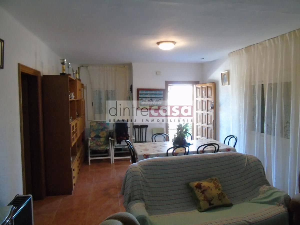 5 soveværelse Villa til salg i Macanet de la Selva med garage - € 250.000 (Ref: 9552827)