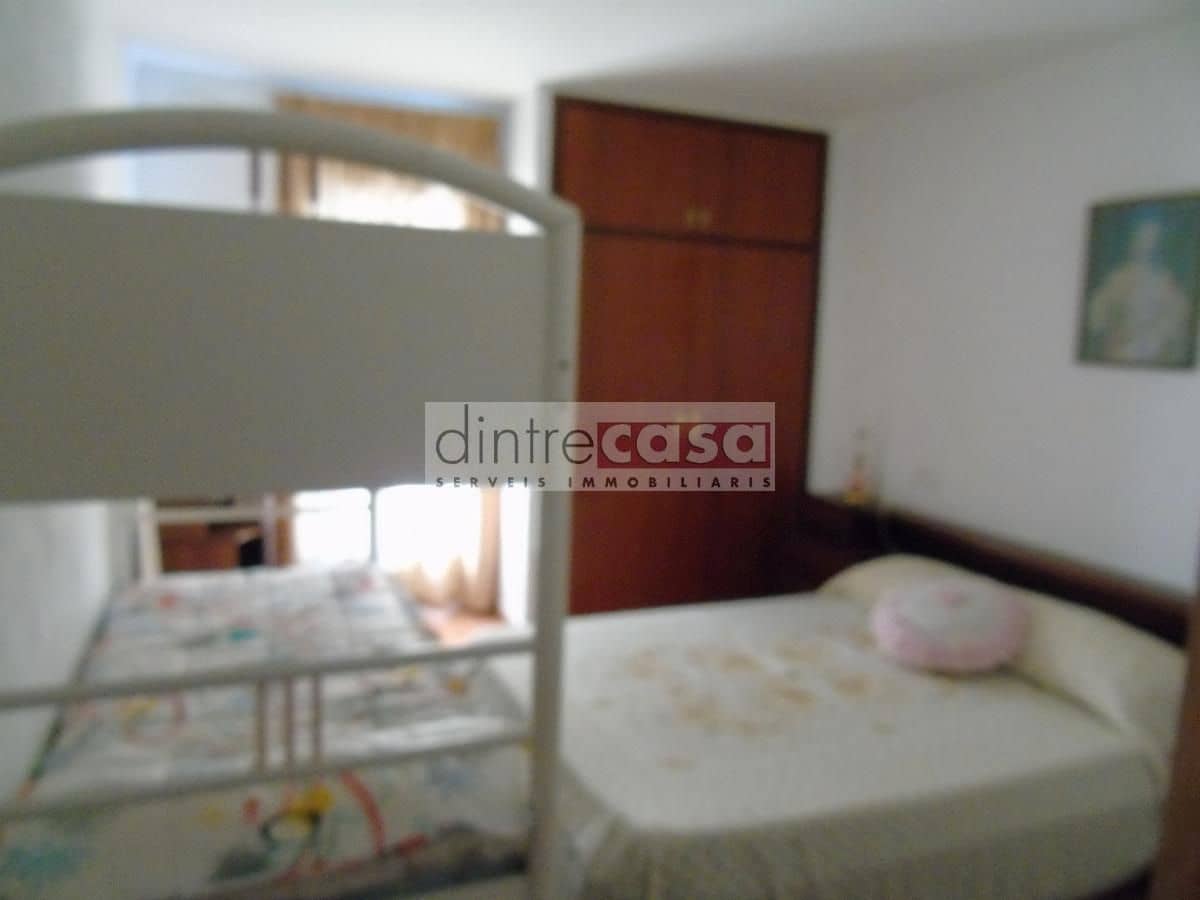 5 soveværelse Villa til salg i Macanet de la Selva med garage - € 250.000 (Ref: 9552827)