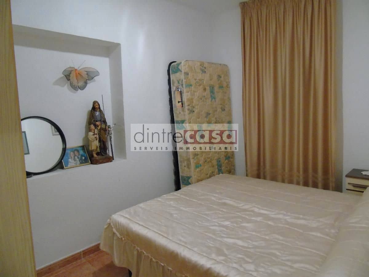 5 soveværelse Villa til salg i Macanet de la Selva med garage - € 250.000 (Ref: 9552827)