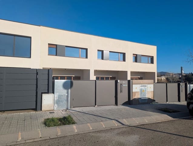 Chalet de 3 habitaciones en Tordera en venta - 345.000 € (Ref: 9552830)