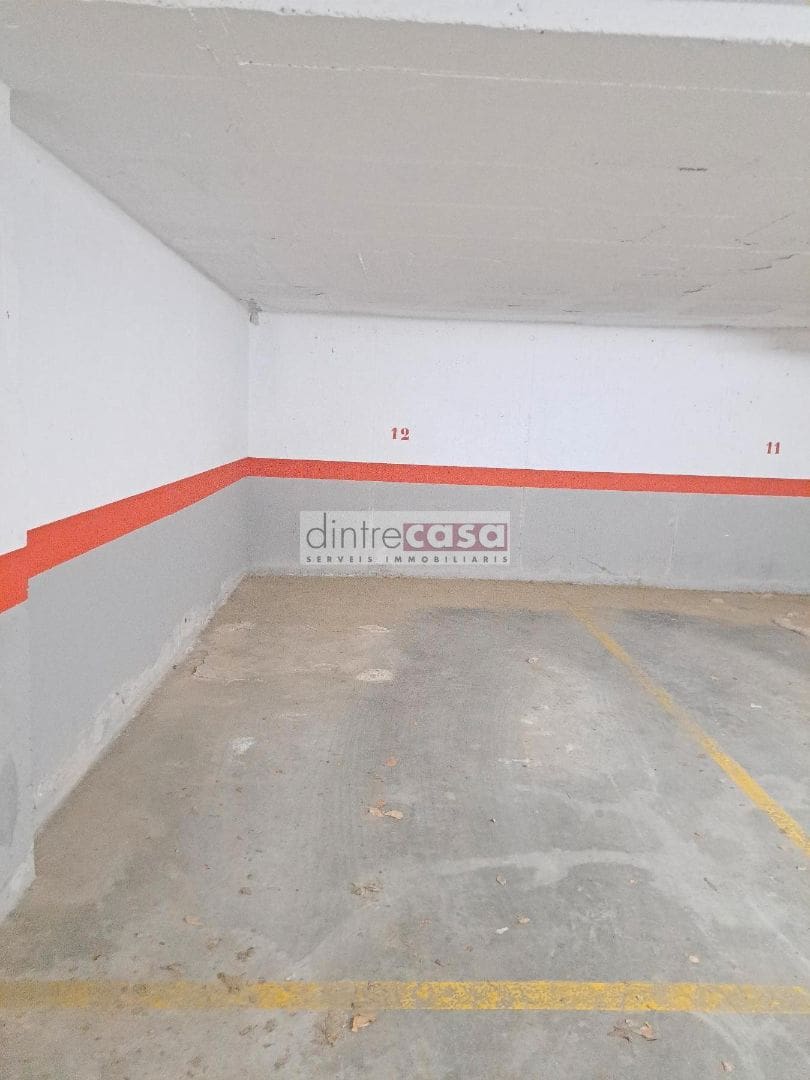 Piso de 3 habitaciones en Tordera en venta con garaje - 200.000 € (Ref: 9552831)