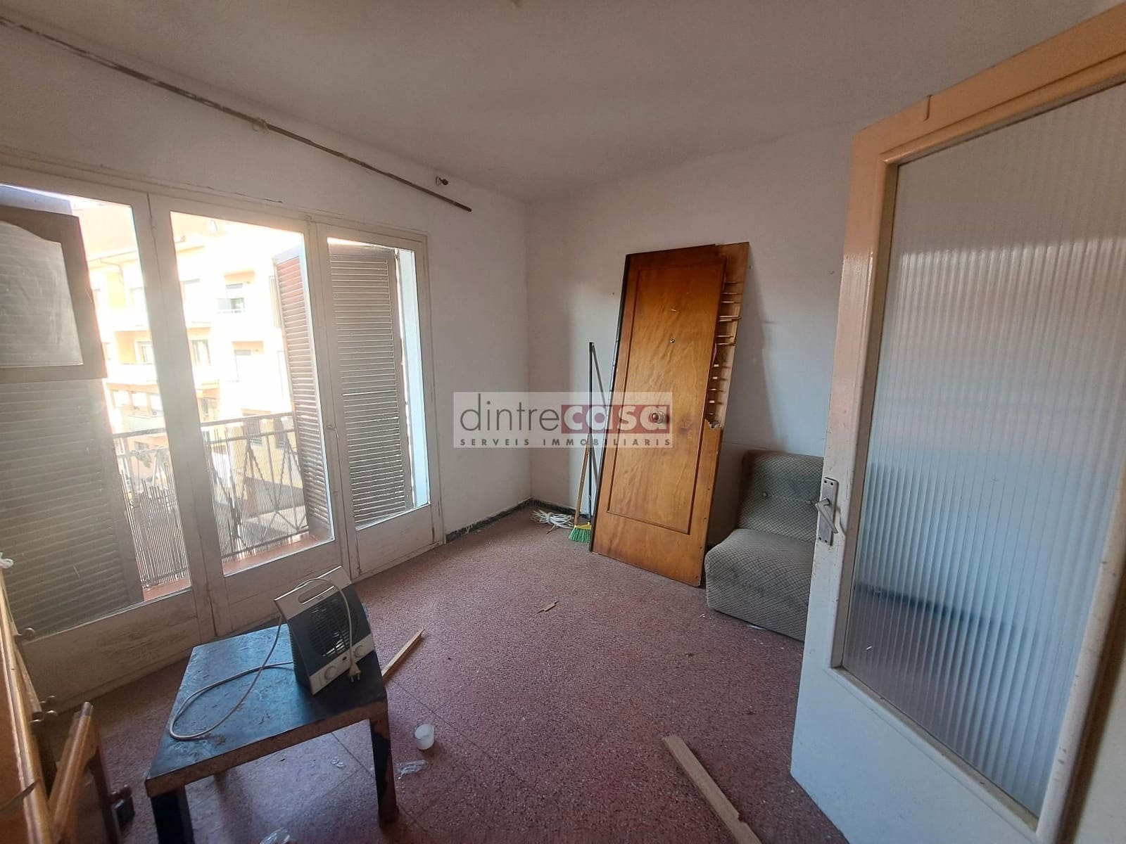 2 bedroom Flat for sale in Blanes - € 98,000 (Ref: 9552833)